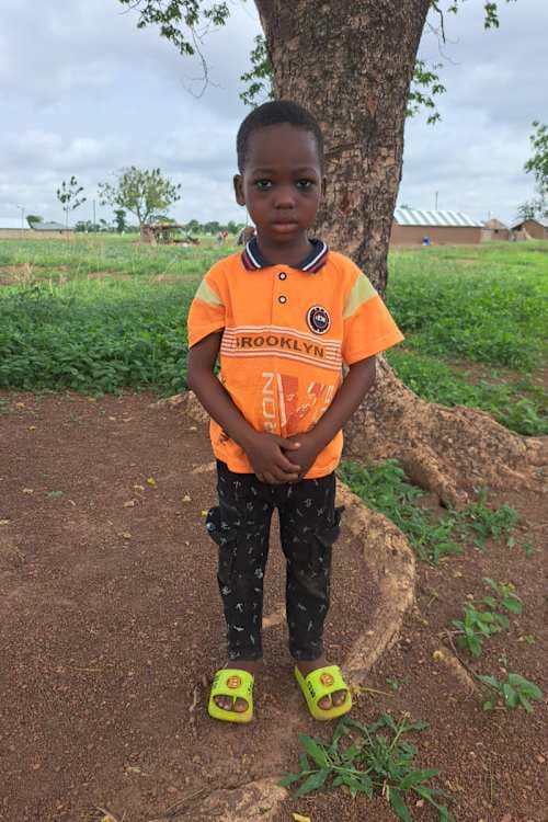 An unsponsored boy named Sulemana from Ghana who lives in an AIDS-affected area and has waited 437 days for a sponsor.