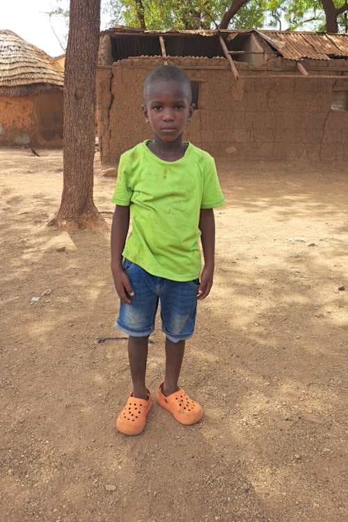An unsponsored boy named El-Glory from Ghana who lives in an AIDS-affected area and has waited 342 days for a sponsor.