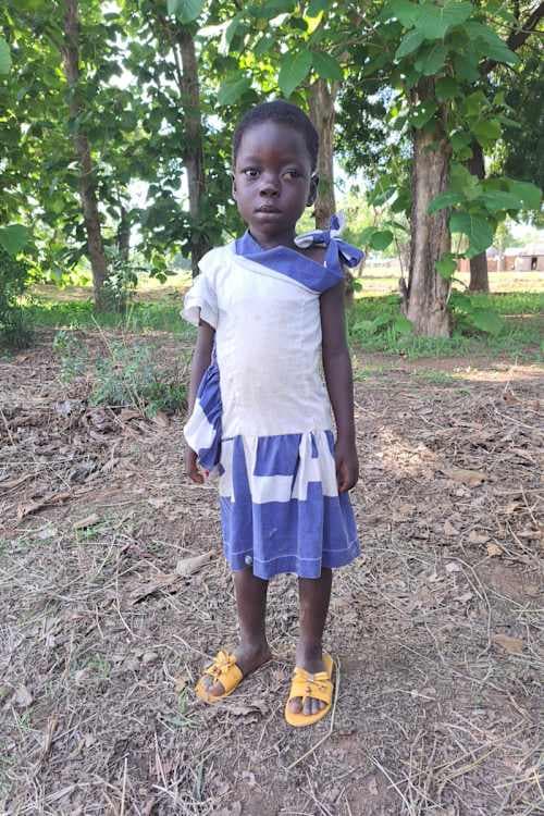 An unsponsored girl named Naakpei from Ghana who lives in an AIDS-affected area and has waited 346 days for a sponsor.