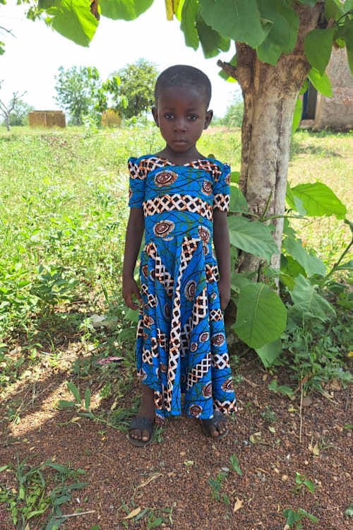 An unsponsored girl named Ndoobi from Ghana who lives in an AIDS-affected area and has waited 327 days for a sponsor.