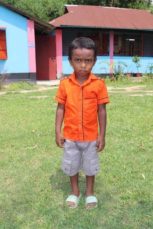 An unsponsored boy named Shawon from Bangladesh who is vulnerable to exploitation and has waited 389 days for a sponsor.