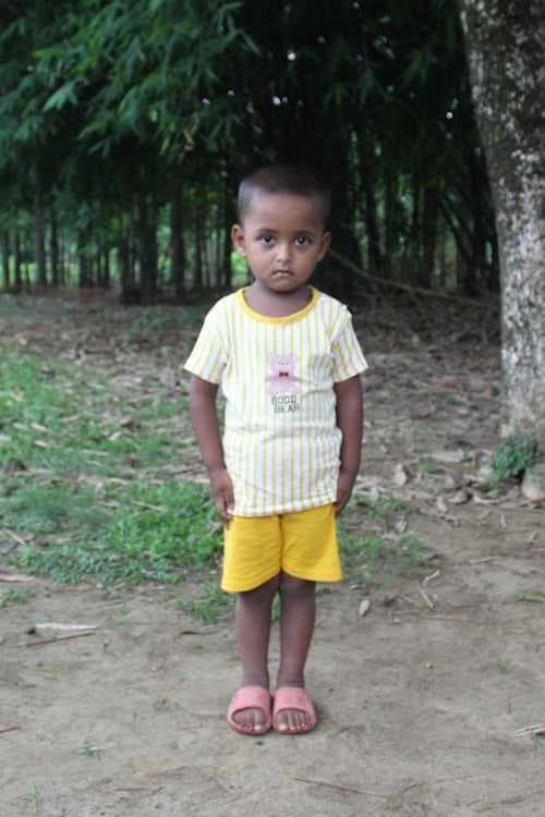 An unsponsored boy named Hasan from Bangladesh who is vulnerable to exploitation and has waited 438 days for a sponsor.