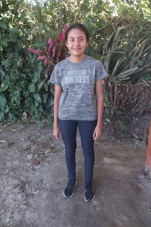 An unsponsored girl named Brianna from El Salvador who has waited 507 days for a sponsor.