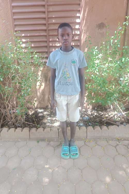 An unsponsored boy named Faniele from Burkina Faso who lives in an AIDS-affected area, is vulnerable to exploitation and has waited 576 days for a sponsor.