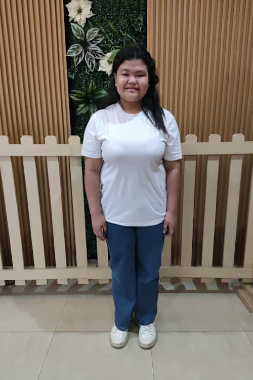 An unsponsored girl named Yenyen from Philippines who has waited 44 days for a sponsor.