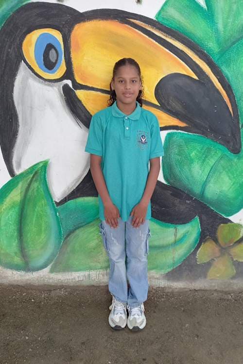 An unsponsored girl named Darley from Colombia who has waited 451 days for a sponsor.