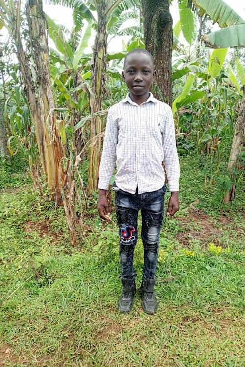 An unsponsored boy named Abbey from Uganda who lives in an AIDS-affected area, is vulnerable to exploitation and has waited 556 days for a sponsor.