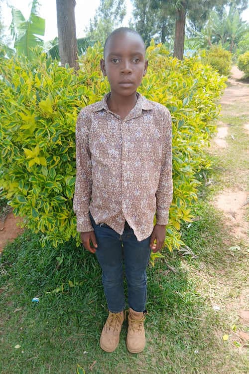An unsponsored boy named Yvan from Rwanda who lives in an AIDS-affected area, is vulnerable to exploitation and has waited 631 days for a sponsor.