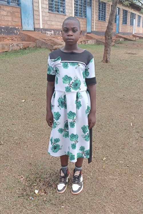 An unsponsored girl named Joseline from Rwanda who lives in an AIDS-affected area, is vulnerable to exploitation and has waited 493 days for a sponsor.