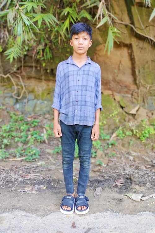 An unsponsored boy named Van from Bangladesh who is vulnerable to exploitation and has waited 524 days for a sponsor.