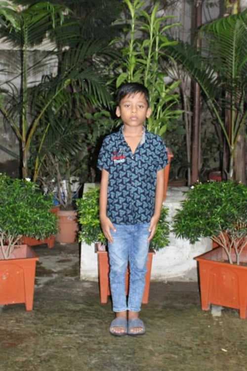 An unsponsored boy named Riyad from Bangladesh who is vulnerable to exploitation and has waited 521 days for a sponsor.