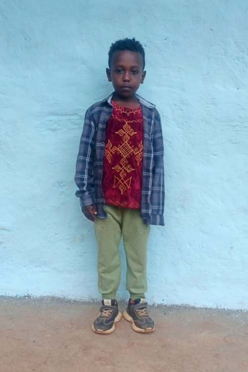 An unsponsored girl named Bestilot from Ethiopia who lives in an AIDS-affected area, is vulnerable to exploitation and has waited 798 days for a sponsor.