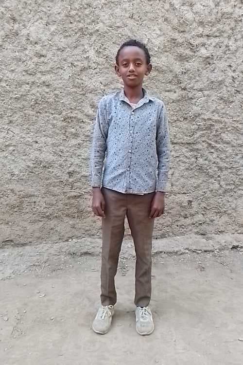 An unsponsored boy named Alemudin from Ethiopia who lives in an AIDS-affected area, is vulnerable to exploitation and has waited 525 days for a sponsor.