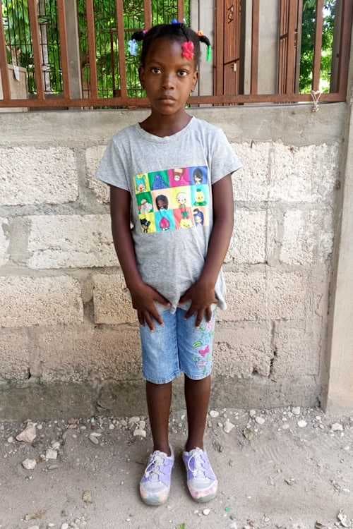 An unsponsored girl named Vaneyou from Haiti who is vulnerable to exploitation and has waited 805 days for a sponsor.