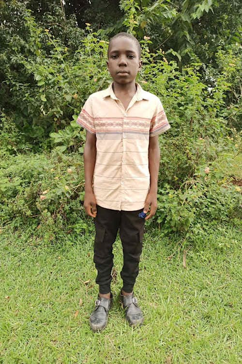 An unsponsored boy named Christopher from Uganda who lives in an AIDS-affected area, is vulnerable to exploitation and has waited 615 days for a sponsor.