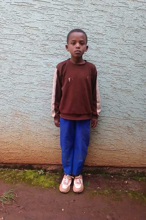 An unsponsored boy named Desalegn from Ethiopia who lives in an AIDS-affected area, is vulnerable to exploitation and has waited 322 days for a sponsor.