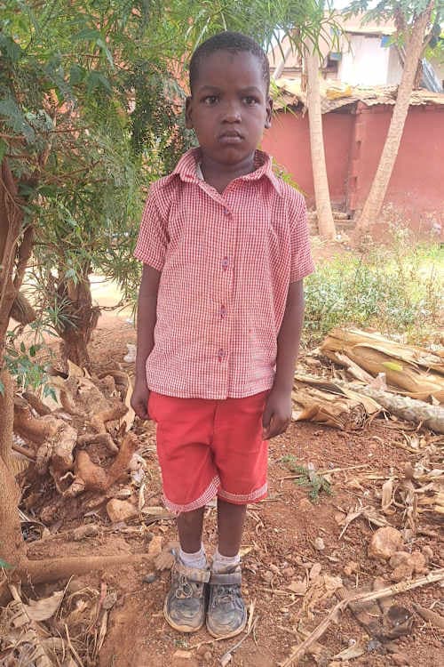 An unsponsored boy named Farhan from Tanzania who lives in an AIDS-affected area, is vulnerable to exploitation and has waited 542 days for a sponsor.