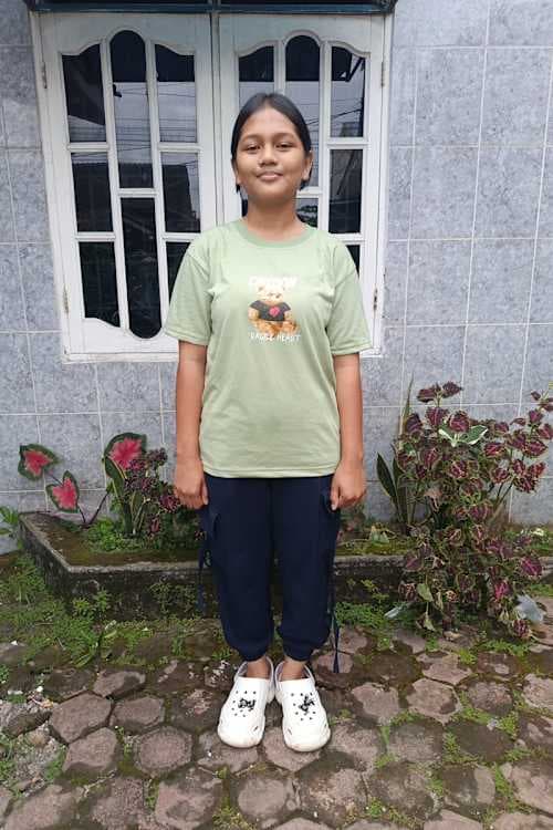 An unsponsored girl named Wella from Indonesia who has waited 526 days for a sponsor.
