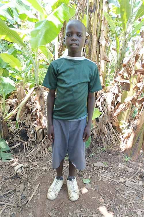 An unsponsored boy named Ogenrwot from Uganda who lives in an AIDS-affected area, is vulnerable to exploitation and has waited 549 days for a sponsor.
