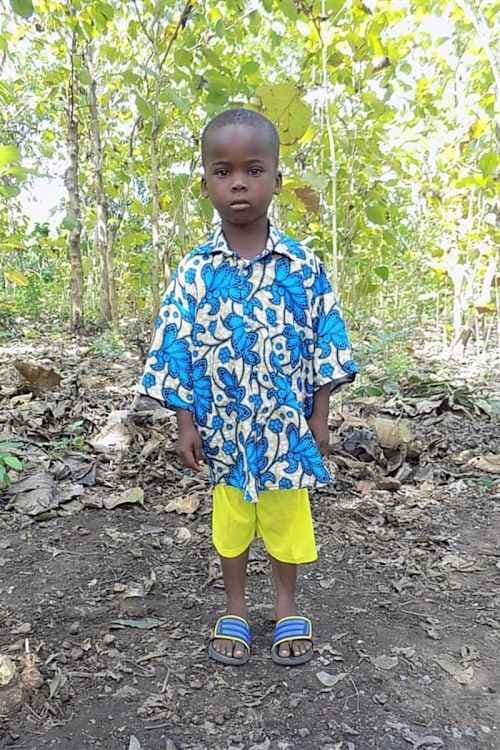 An unsponsored boy named Bienvenu from Togo who lives in an AIDS-affected area, is vulnerable to exploitation and has waited 259 days for a sponsor.