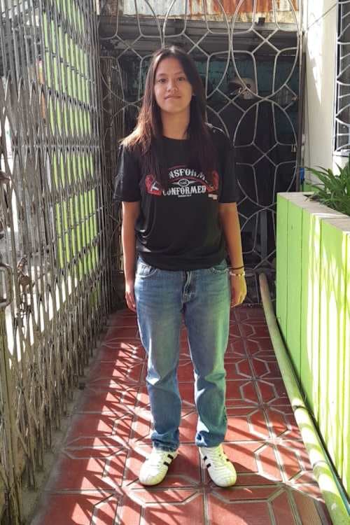 An unsponsored girl named Mae Ann from Philippines who has waited 326 days for a sponsor.