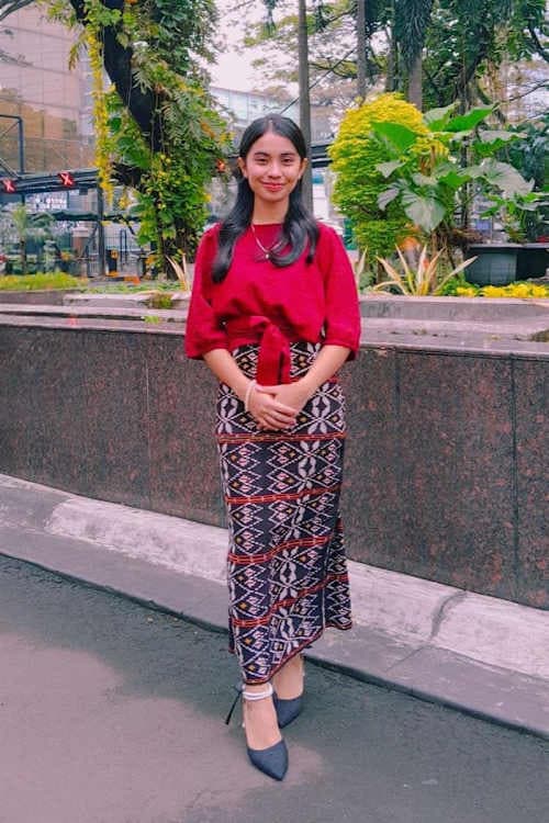 An unsponsored girl named Aline from Indonesia who has waited 503 days for a sponsor.