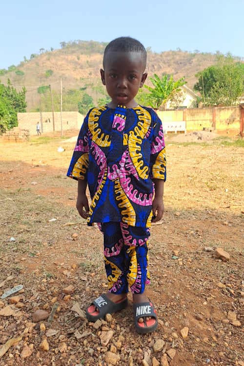 An unsponsored boy named Amour from Togo who lives in an AIDS-affected area, is vulnerable to exploitation and has waited 642 days for a sponsor.