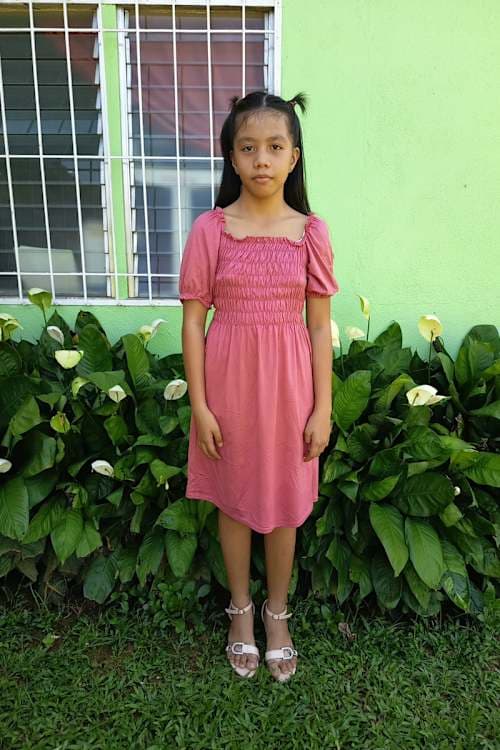 An unsponsored girl named Angel from Philippines who has waited 191 days for a sponsor.