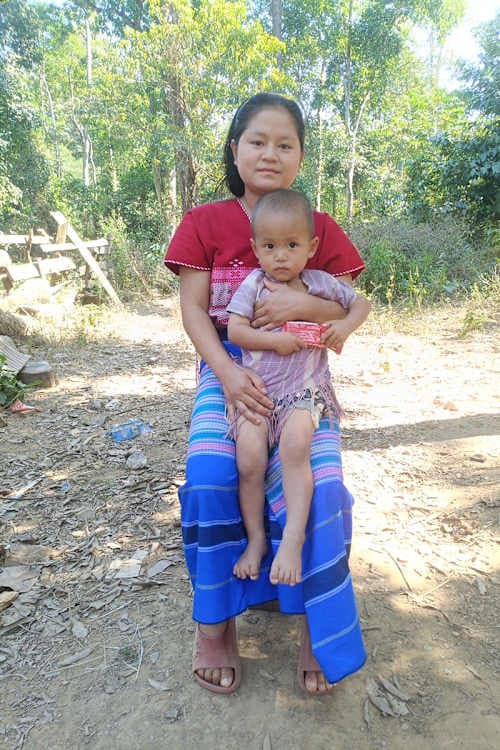 An unsponsored boy named Saw David from Thailand who has waited 294 days for a sponsor.