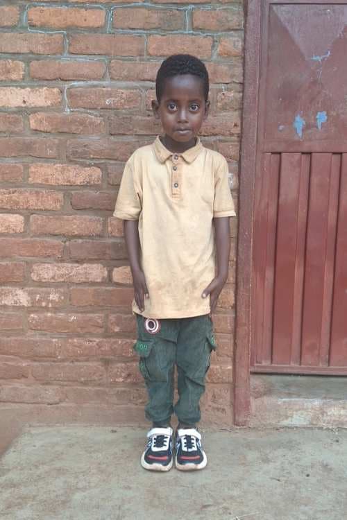 An unsponsored boy named Sisay from Ethiopia who lives in an AIDS-affected area, is vulnerable to exploitation and has waited 398 days for a sponsor.
