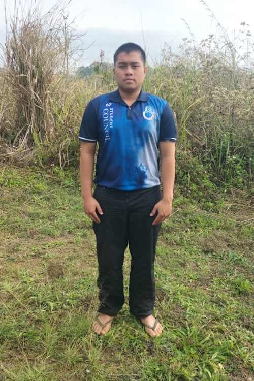 An unsponsored boy named Songsit from Thailand who has waited 11 days for a sponsor.