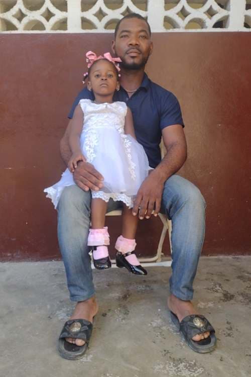 An unsponsored girl named Loïs from Haiti who is vulnerable to exploitation and has waited 635 days for a sponsor.