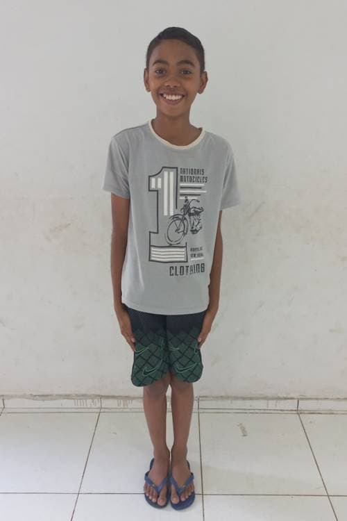 An unsponsored boy named Josué from Brazil who has waited 590 days for a sponsor.