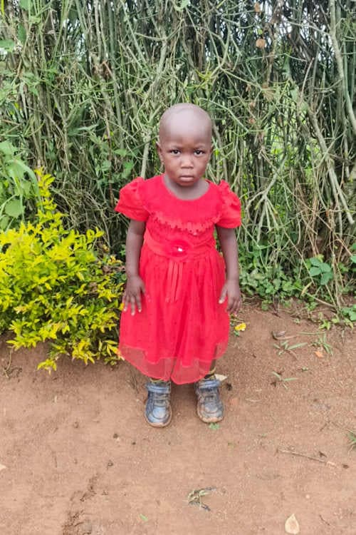 An unsponsored girl named Justine from Uganda who lives in an AIDS-affected area, is vulnerable to exploitation and has waited 616 days for a sponsor.
