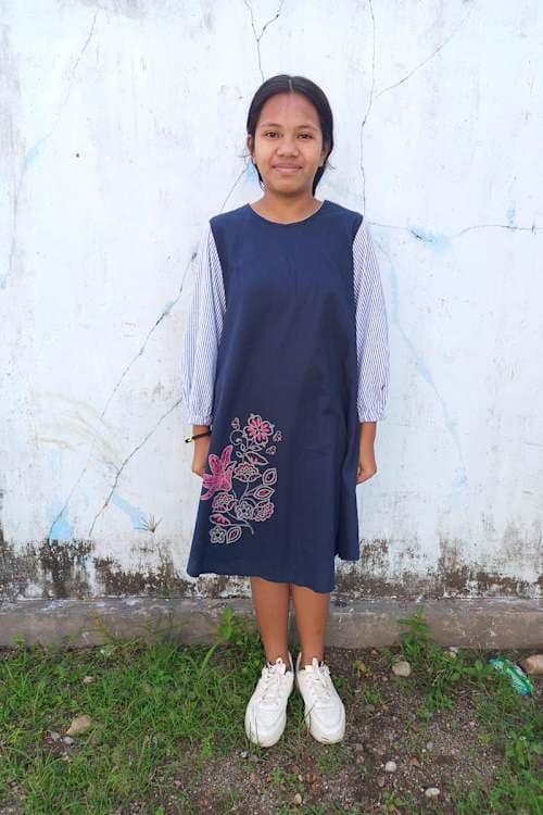An unsponsored girl named Fani from Indonesia who has waited 525 days for a sponsor.