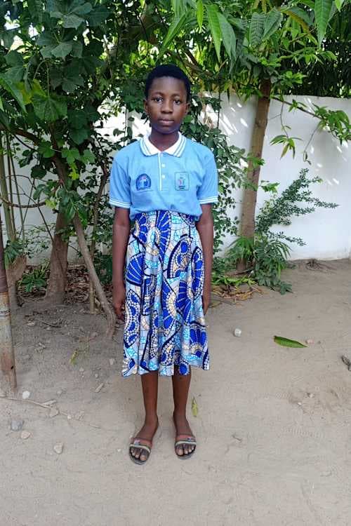 An unsponsored girl named Syloe from Togo who lives in an AIDS-affected area, is vulnerable to exploitation and has waited 588 days for a sponsor.