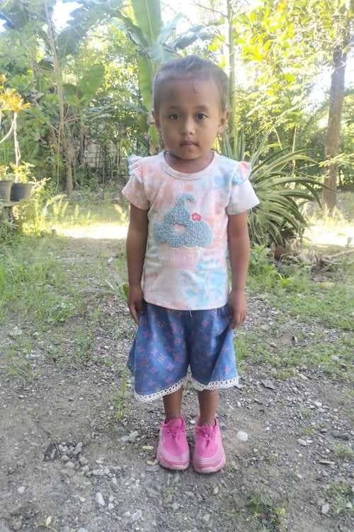 An unsponsored girl named Meri from Indonesia who has waited 609 days for a sponsor.