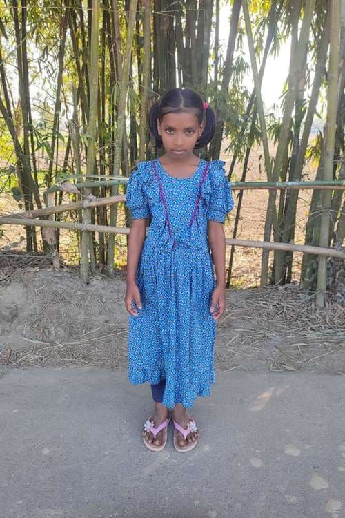 An unsponsored girl named Manoshi from Bangladesh who is vulnerable to exploitation and has waited 433 days for a sponsor.