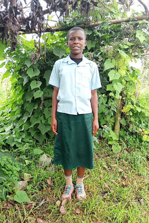 An unsponsored girl named Emelyne from Rwanda who lives in an AIDS-affected area, is vulnerable to exploitation and has waited 536 days for a sponsor.