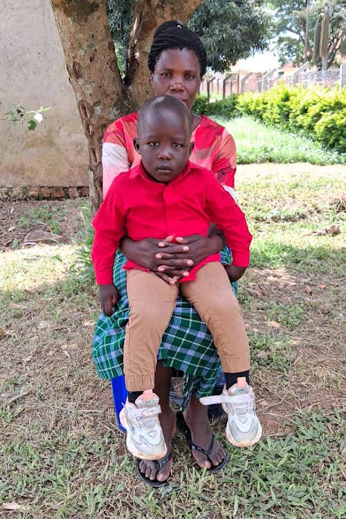 An unsponsored boy named Geofrey from Uganda who lives in an AIDS-affected area, is vulnerable to exploitation and has waited 667 days for a sponsor.