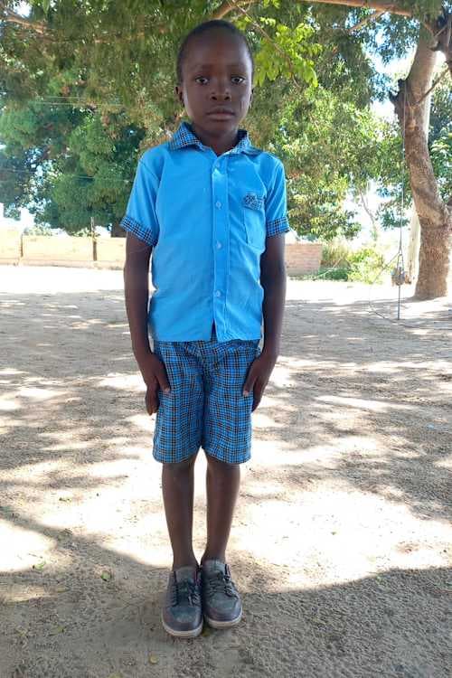 An unsponsored boy named Hamis from Tanzania who lives in an AIDS-affected area, is vulnerable to exploitation and has waited 578 days for a sponsor.