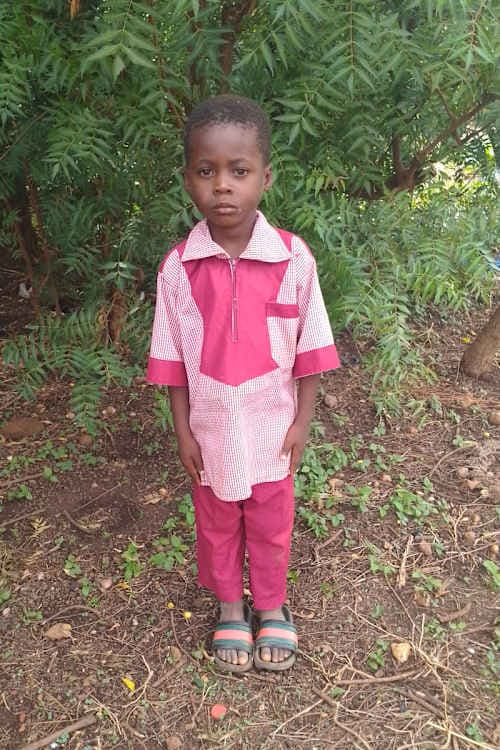 An unsponsored boy named Olivier from Burkina Faso who lives in an AIDS-affected area, is vulnerable to exploitation and has waited 625 days for a sponsor.