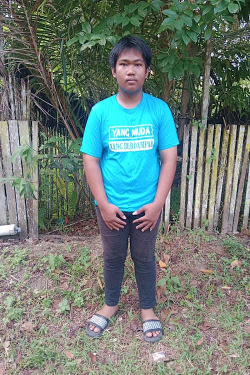 An unsponsored boy named Glen from Indonesia who has waited 347 days for a sponsor.