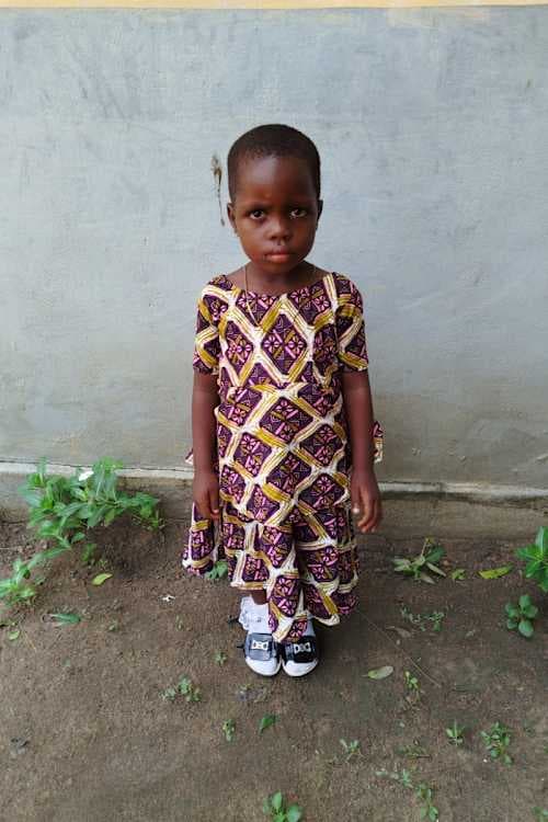 An unsponsored girl named Mawumenou from Togo who lives in an AIDS-affected area, is vulnerable to exploitation and has waited 619 days for a sponsor.