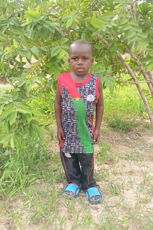 An unsponsored boy named Azaria from Burkina Faso who lives in an AIDS-affected area, is vulnerable to exploitation and has waited 627 days for a sponsor.