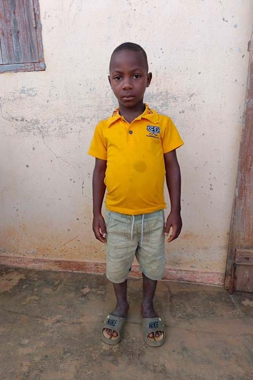 An unsponsored boy named Marcelin from Togo who lives in an AIDS-affected area, is vulnerable to exploitation and has waited 462 days for a sponsor.