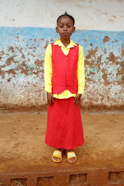An unsponsored girl named Mintamir from Ethiopia who lives in an AIDS-affected area, is vulnerable to exploitation and has waited 474 days for a sponsor.