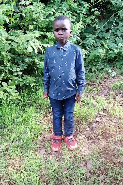 An unsponsored boy named Djibrille from Rwanda who lives in an AIDS-affected area, is vulnerable to exploitation and has waited 582 days for a sponsor.