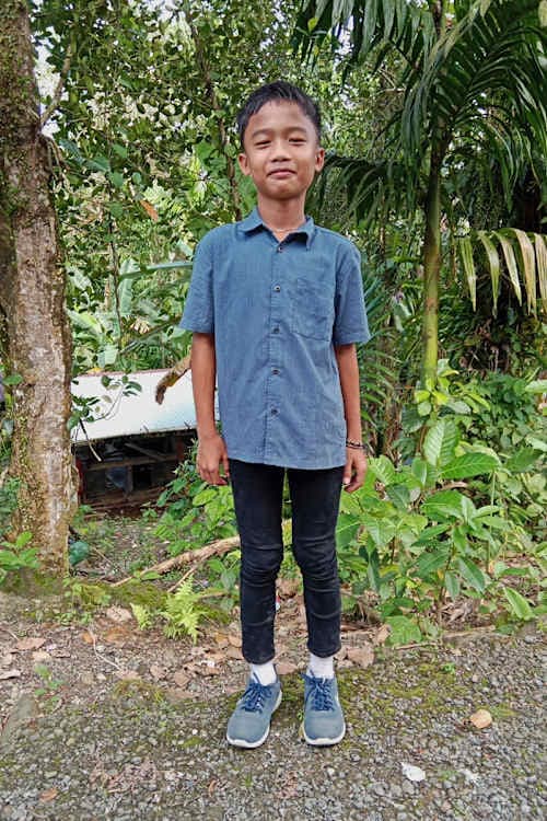 An unsponsored boy named Neimar from Indonesia who has waited 521 days for a sponsor.