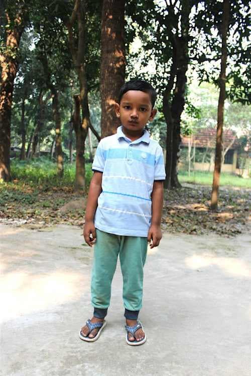 An unsponsored boy named Mahid from Bangladesh who is vulnerable to exploitation and has waited 587 days for a sponsor.